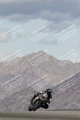 media/Nov-16-2025-Race Pace (Sun) [[8c5fa54630]]/Verified Riders/5-Turn 9 (1135am)/